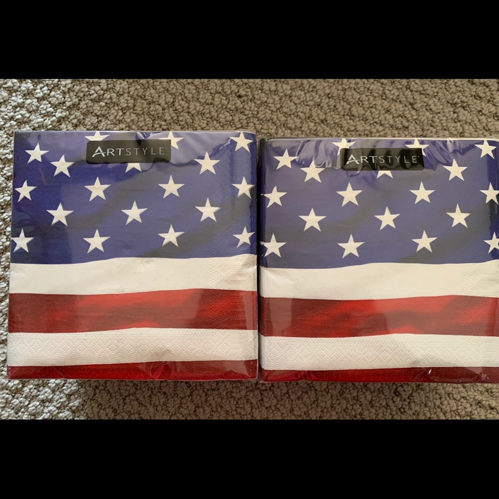 American flag guest napkins